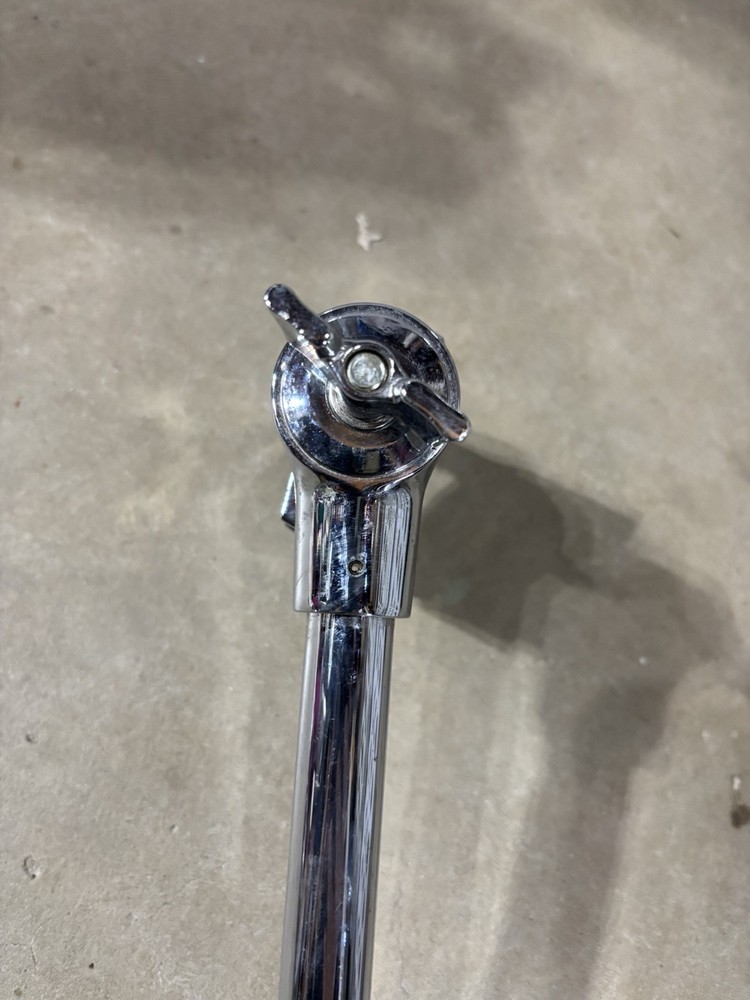 DW Double Adjustable V Clamp Tube