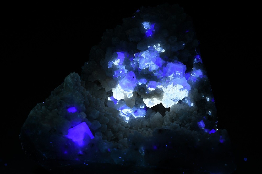 Fluorescent Fluorite, Quartz from Inner Mongolia, China