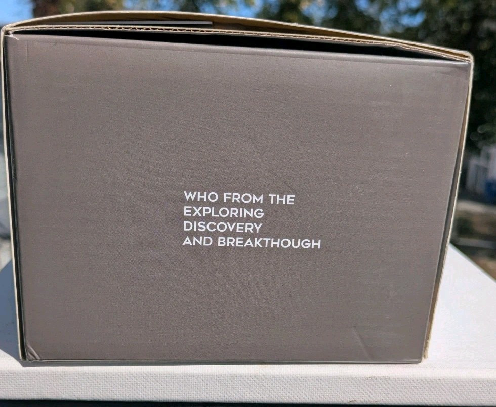 DESTEK V5 VR Headset with Bluetooth Controller