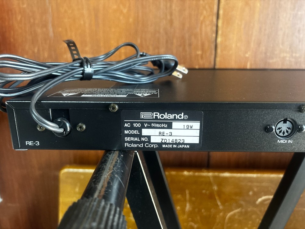 Roland SPACE ECHO DIGITAL ECHO RE-3 vintage rack