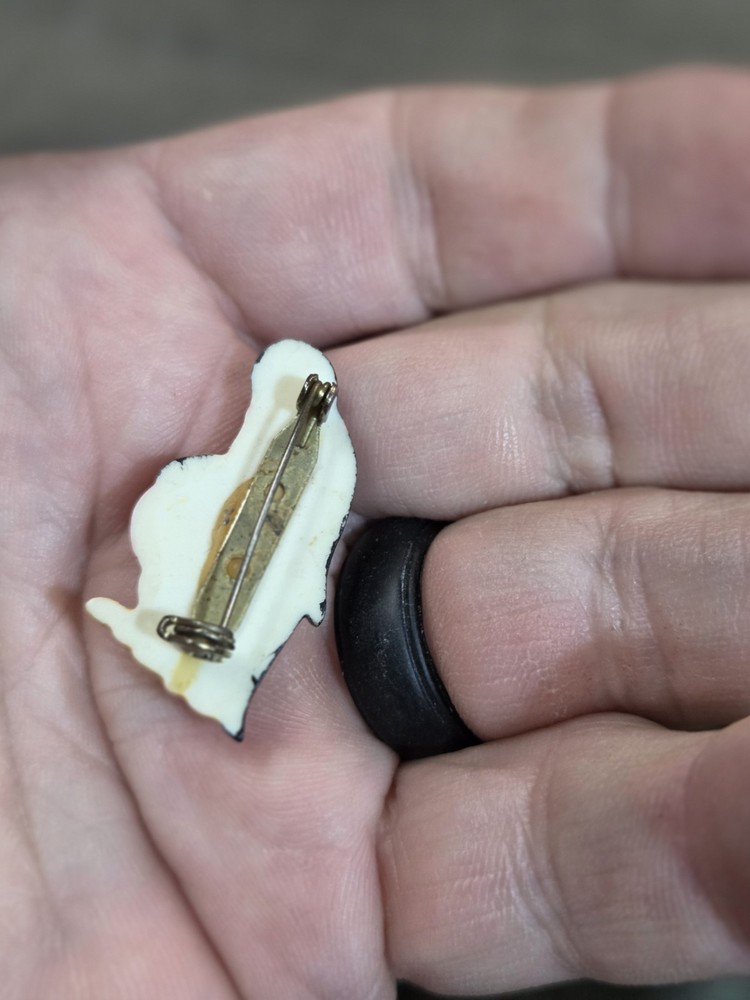 Vintage Penguin Cellulite Lapel Pin