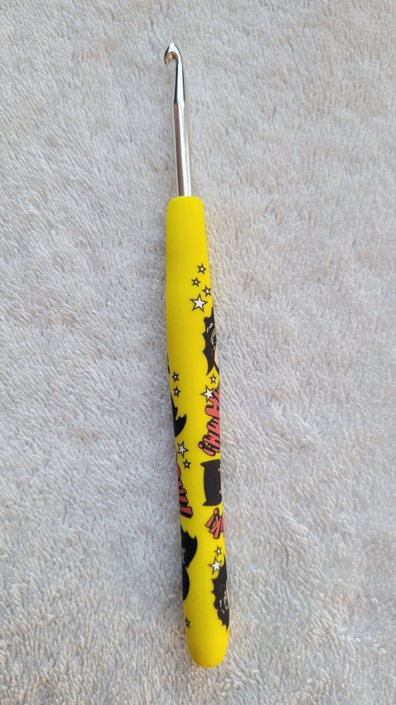 Preowned Batman Wobble Ergonomic Crochet Hook