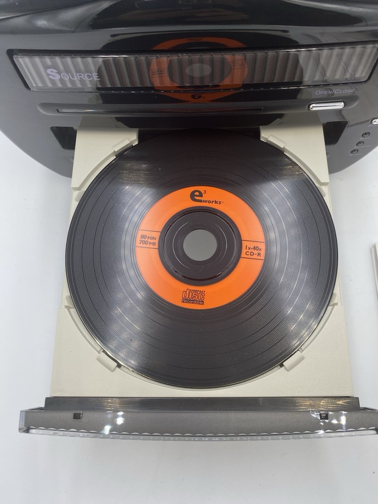 e3 Works 1 - 1 CD Copier DISC CLONE II Model No. DCU-4002 TESTED/ WORKING.