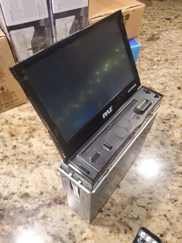 READ - Pyle 7" 1-DIN In-Dash DVD Player w/ Motorized Touchscreen & Bluetooth