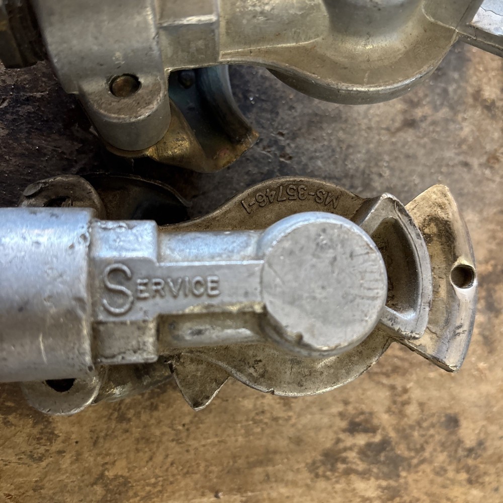 Bendix MS 35746-1 Gladhand Air Brake Coupling Glad Hand 3