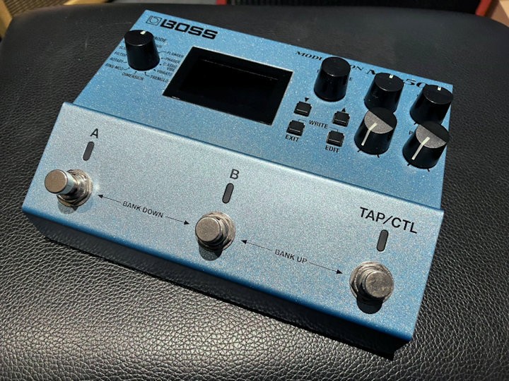 BOSS MD-500 Modulation Guitar Effects Pedal 28 Effects Used