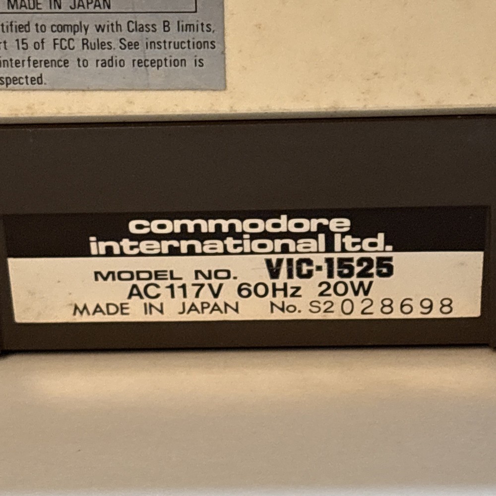 VTG Commodore VIC-1525 Graphic Printer Powers On PREOWNED NO BOX