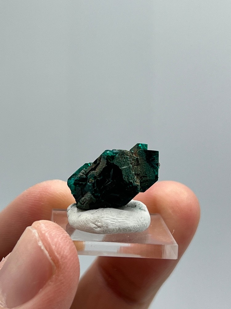 Dioptase H