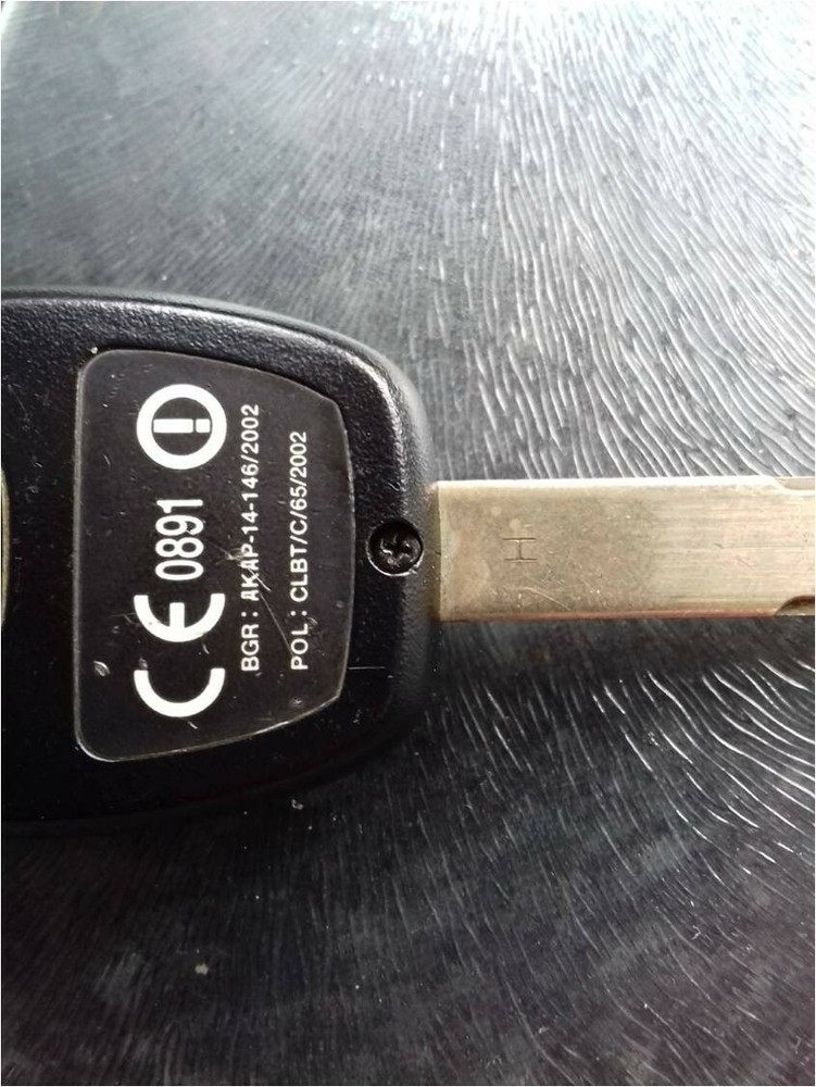 Car key remote / Key Fob replacement screws. 5 sizes.