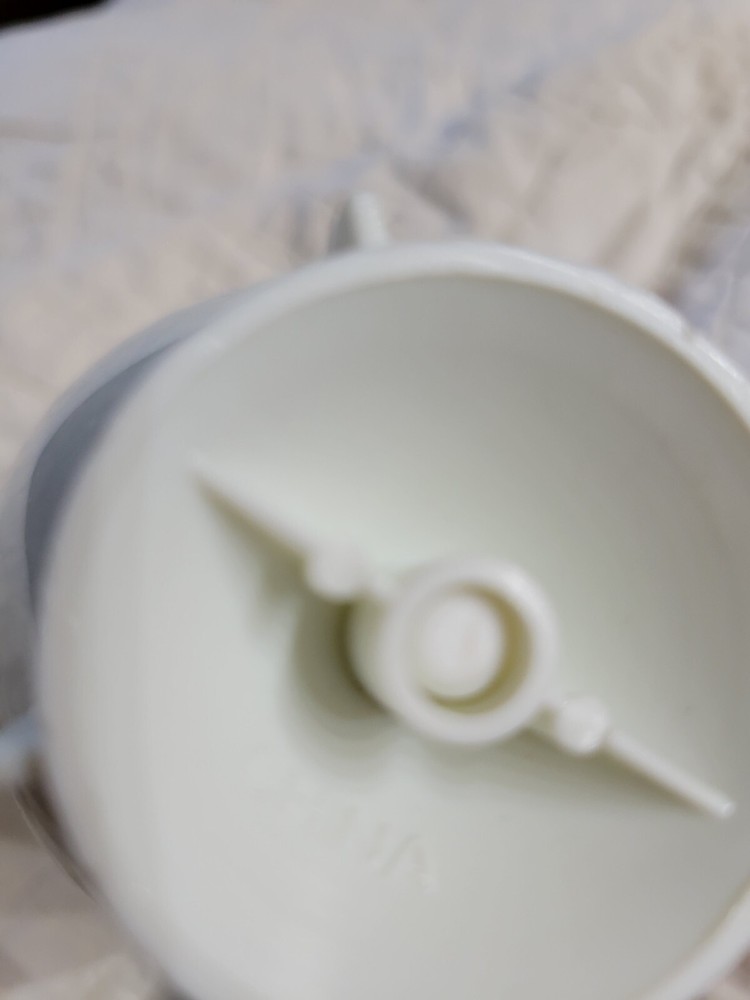 Doughnut Maker Cookie Mold White Plastic Metal Spring Finger Holds