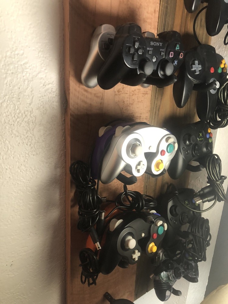 (universal) Gaming Controller Wall Mount Rack Stand For Analog Stick Controllers