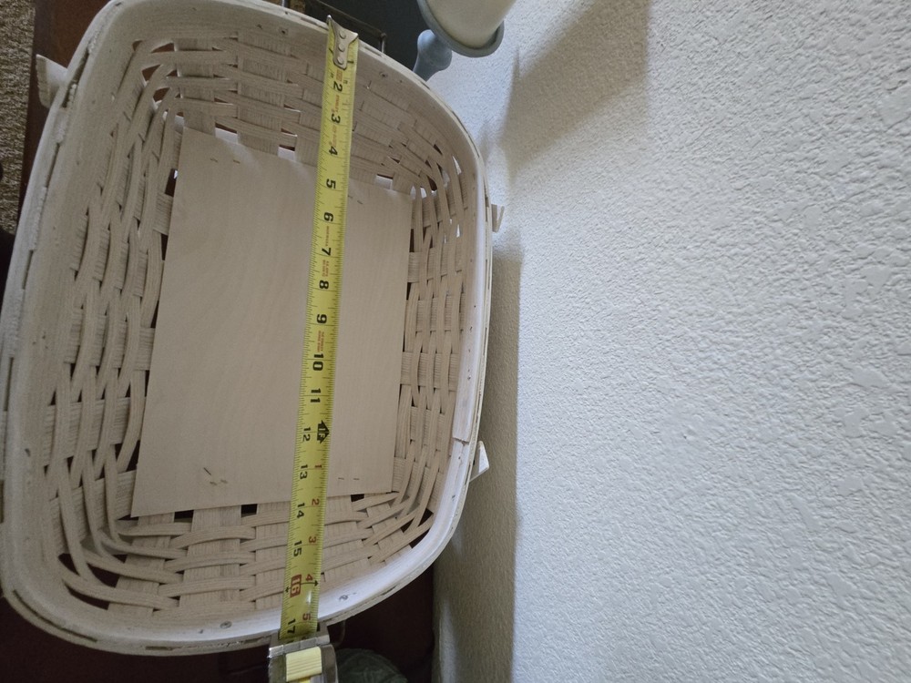Peterboro Server Basket White With Star Liner