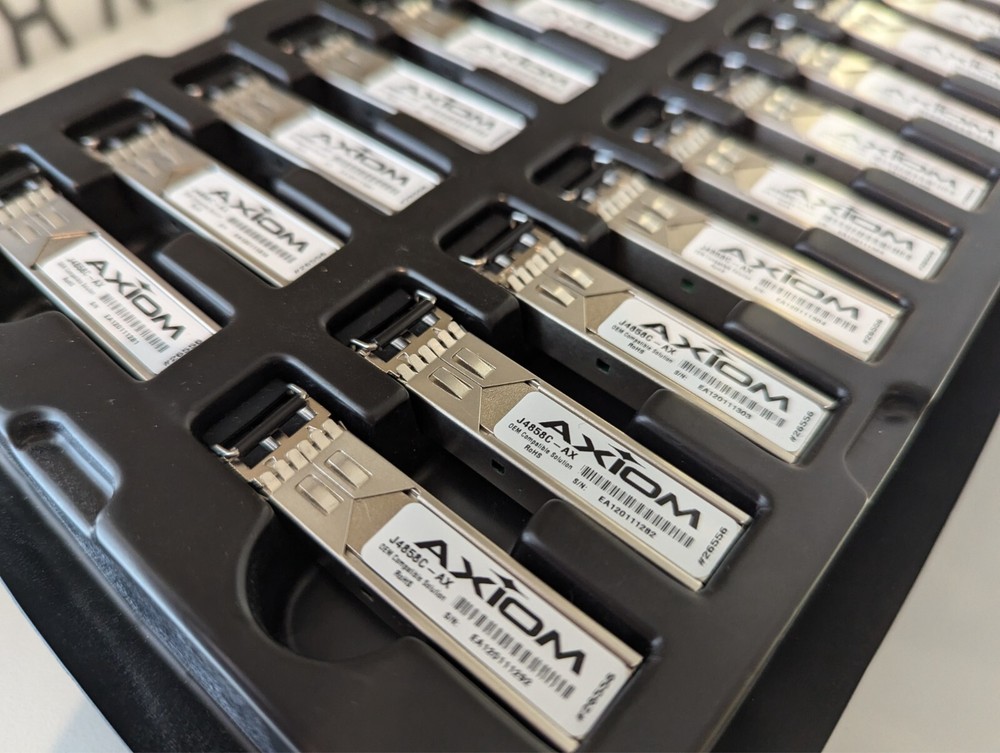 NEW AXIOM J4858C-AX TRANSCEIVER MODULE mini-GBIC