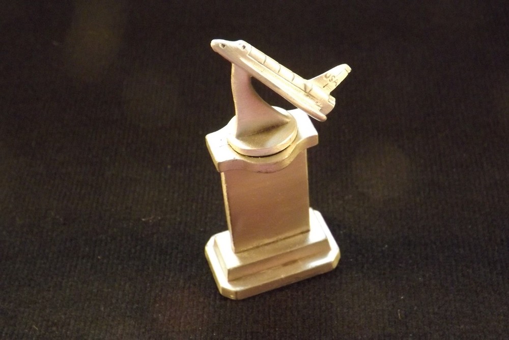 Space Shuttle Statue Paper Weight Award No Maker Marks Silver Toned Tail Bent