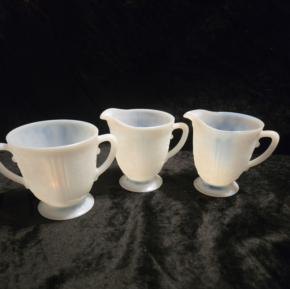 26 Pc Set Macbeth Evans Monax American Sweetheart Dinnerware