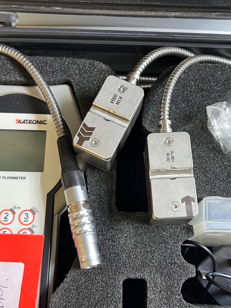 Katronic KATflow 200 Handheld Digital Ultrasonic Flow Meter