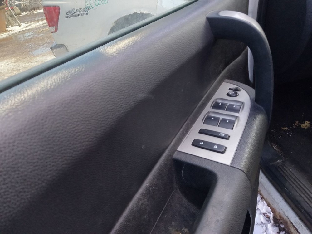 SILVRDO15 2008 High Mounted Stop Light 922679