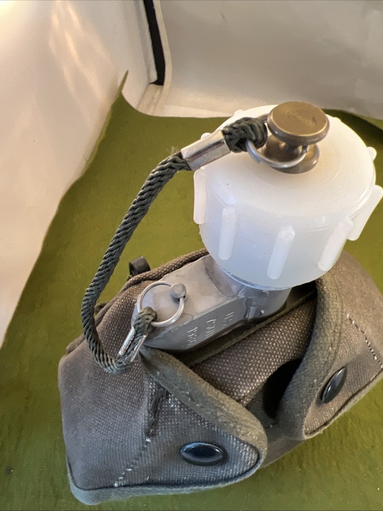 US Army Arctic canteen