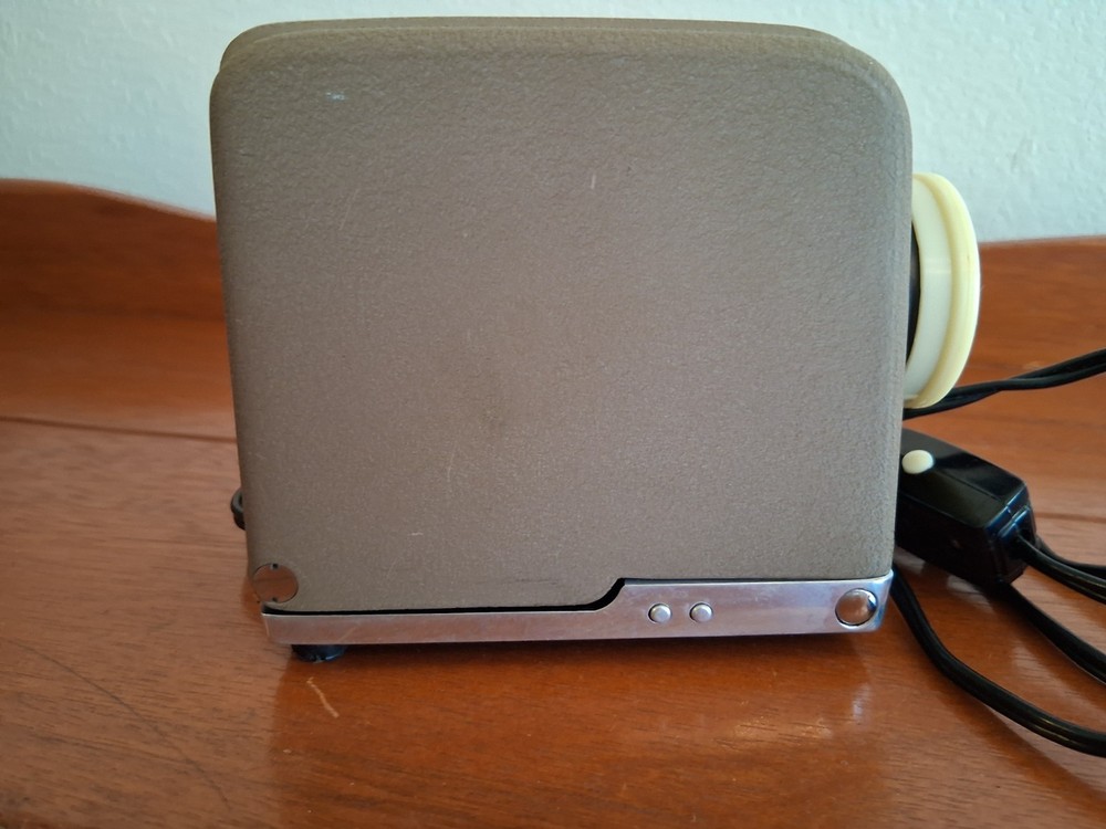 Vintage Minolta Mini 35mm Slide Projector in Original Case, Working Light