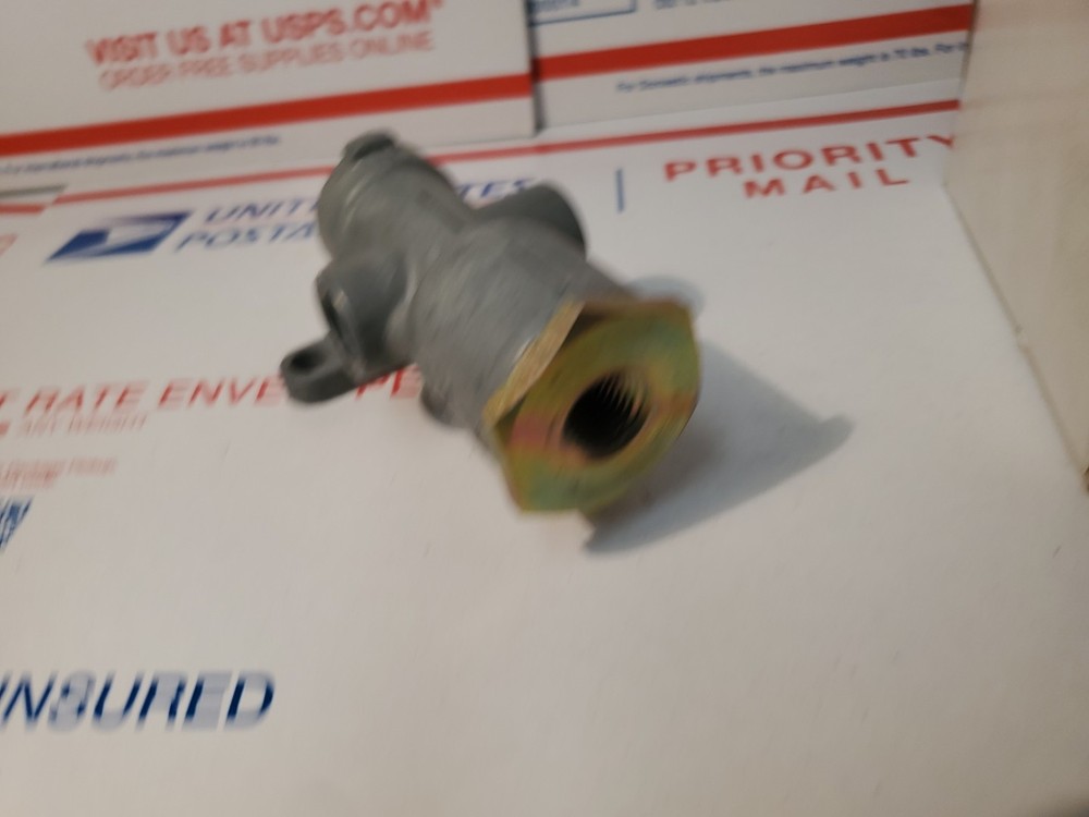 BENDIX-TW-3 CONTROL VALVE 288264 NEW, G2