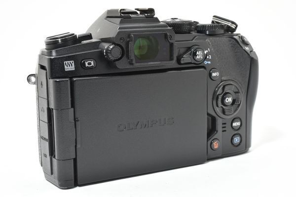 OLYMPUS OM-D E-M1 MARK II BODY 523569