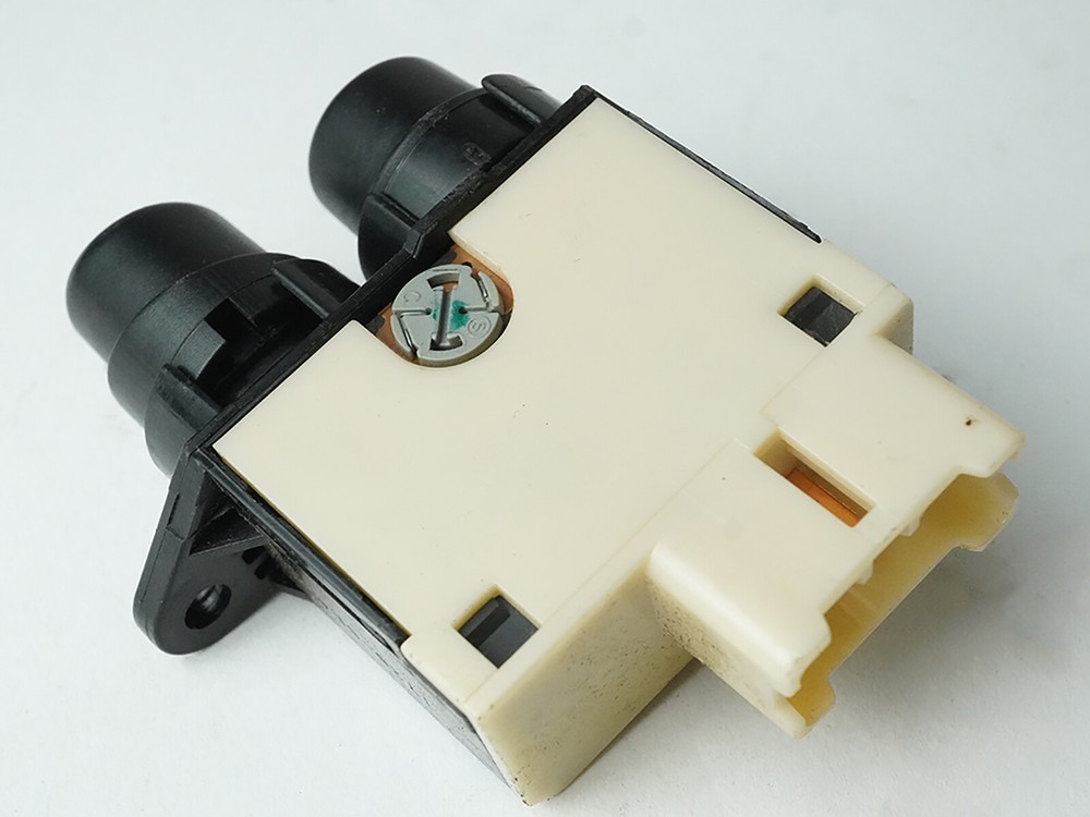 1994 - 1996 Dodge Stealth Headlight Lamp BuTTon Control Switch T7260B4N OEM