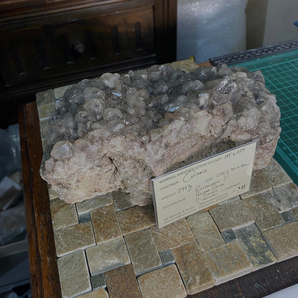 QUARTZ CRYSTAL ASSEMBLAGE - ROSTOWRACK PIT, CORNWALL HEAVY 2937g MF4039