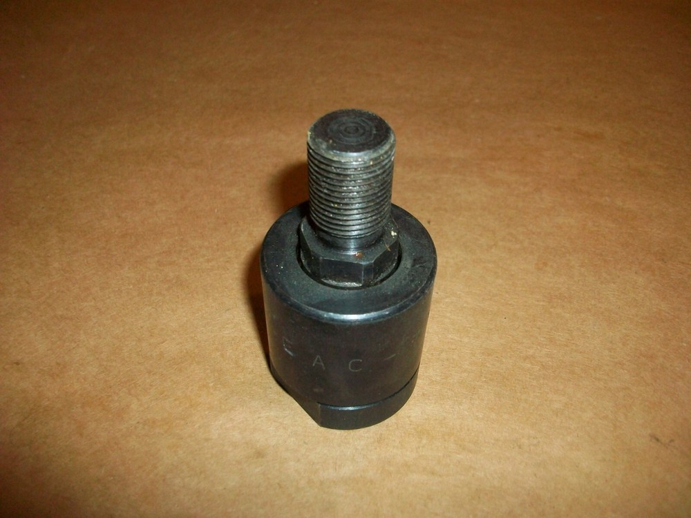 E&E EAC-750-F SELF ALIGNING COUPLER  USED