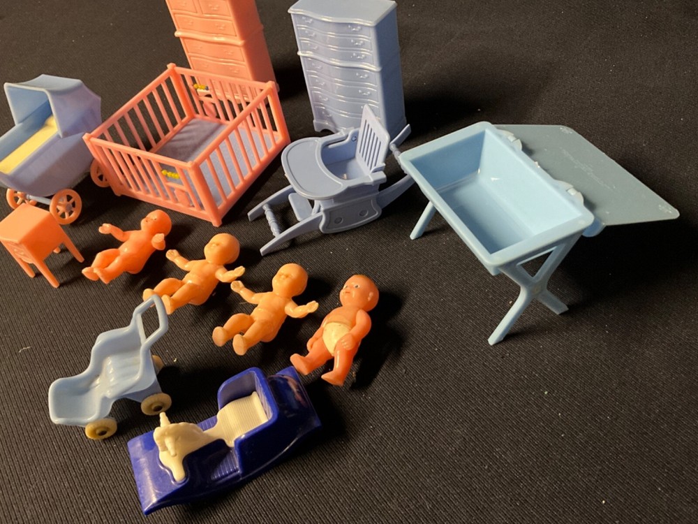 Renewal Dollhouse Nursery Set