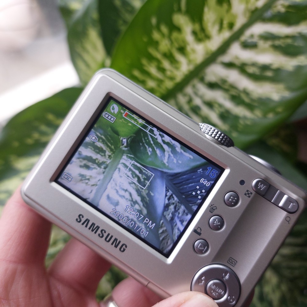 Samsung Digimax Camera Cyber 530