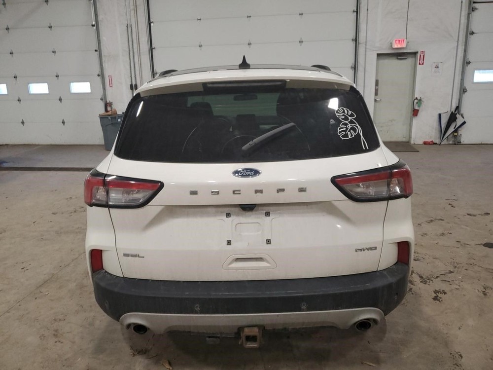 ESCAPE 2020 Glove Box 2092305