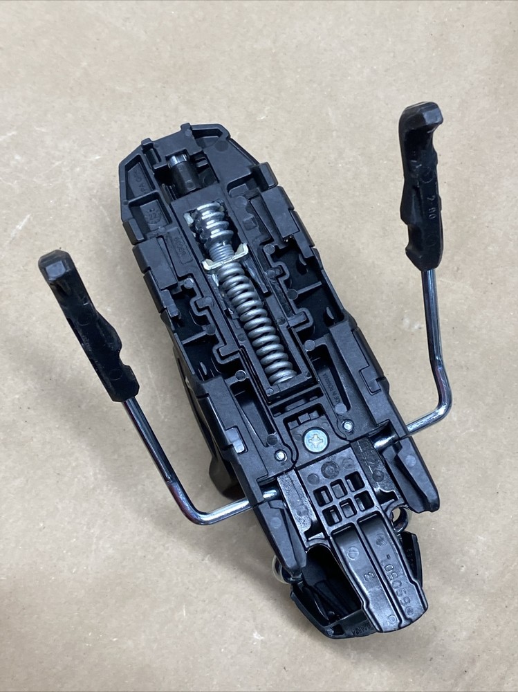 ARMADA SKI BINDING SEELING AS IS NOT SURE WHAT MODEL