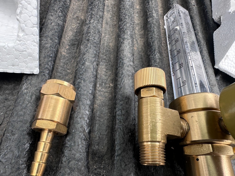 Betooll HW9003 Argon/CO2 Regulator