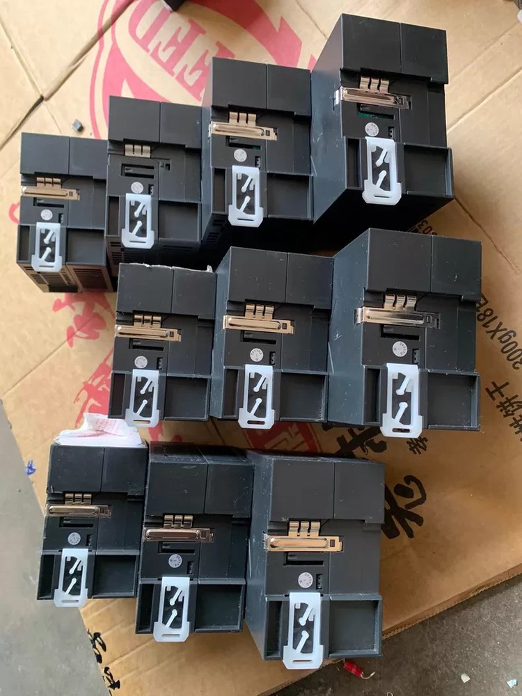 1PCS NEW no box GR10-2HCE-2M
