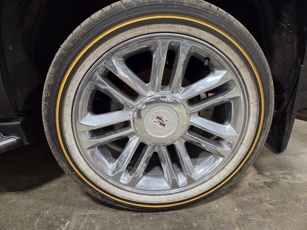 Used Infotainment Display Control Module fits: 2015 Cadillac Escalade Informatio