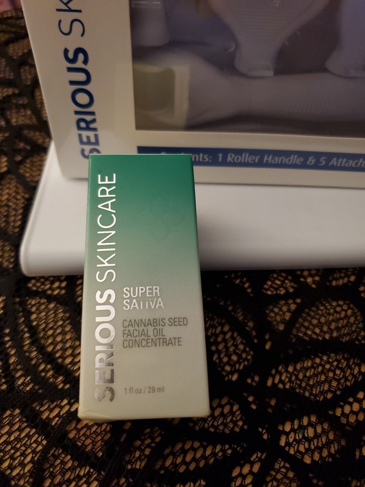 Serious Skincare Pro Roll Micro Needle Stamp And Roller System & Super Sattiva