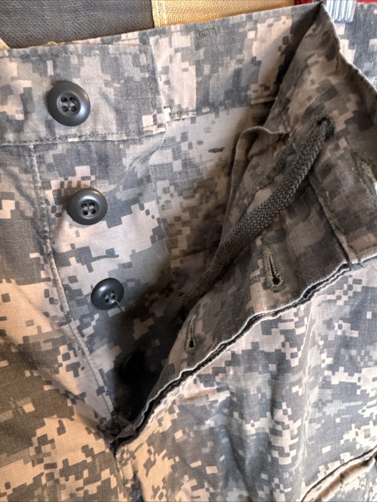 Small Regular - Army Combat Pants FR ACU Digital Camo USGI 5307