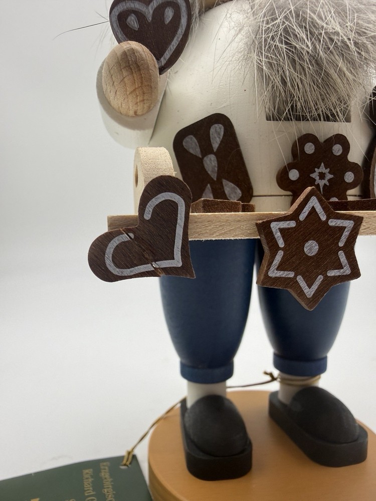 Authentic Richard Glässer Gingerbread Baker Nutcracker | Handcrafted Germany