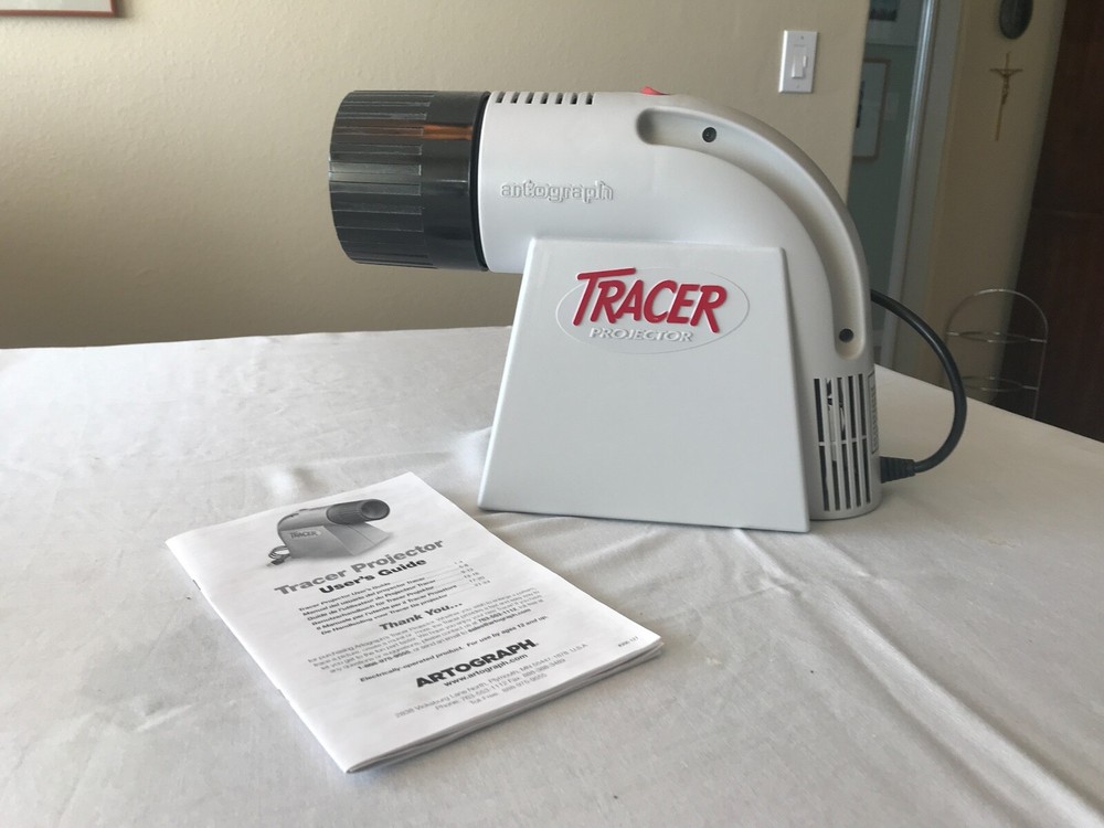 ART O GRAPH  Tracer projector/ electric enlarging projectorN