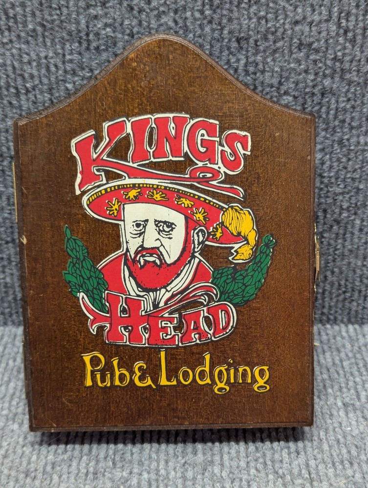 Kings Head Pub & Lodging Mini Dart Board/Chess Set  Used Great Condition