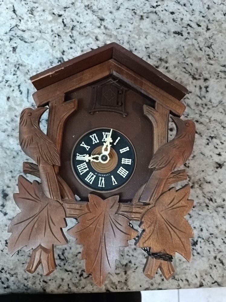 Vintage 1977 Hubert Herr Cuckoo Clock West Germany