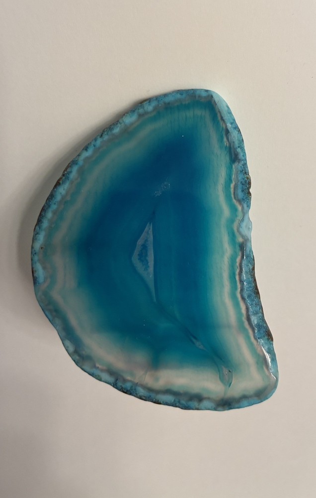 Blue Agate Night Light – Dusk-to Dawn Smart Sensor & Natural Geode Glow