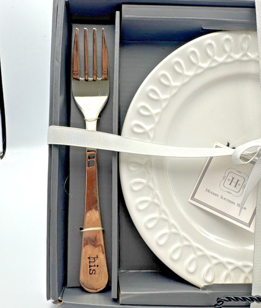 New Traditional Wedding Reception Mr. & Mrs. Cake Plate Silverware