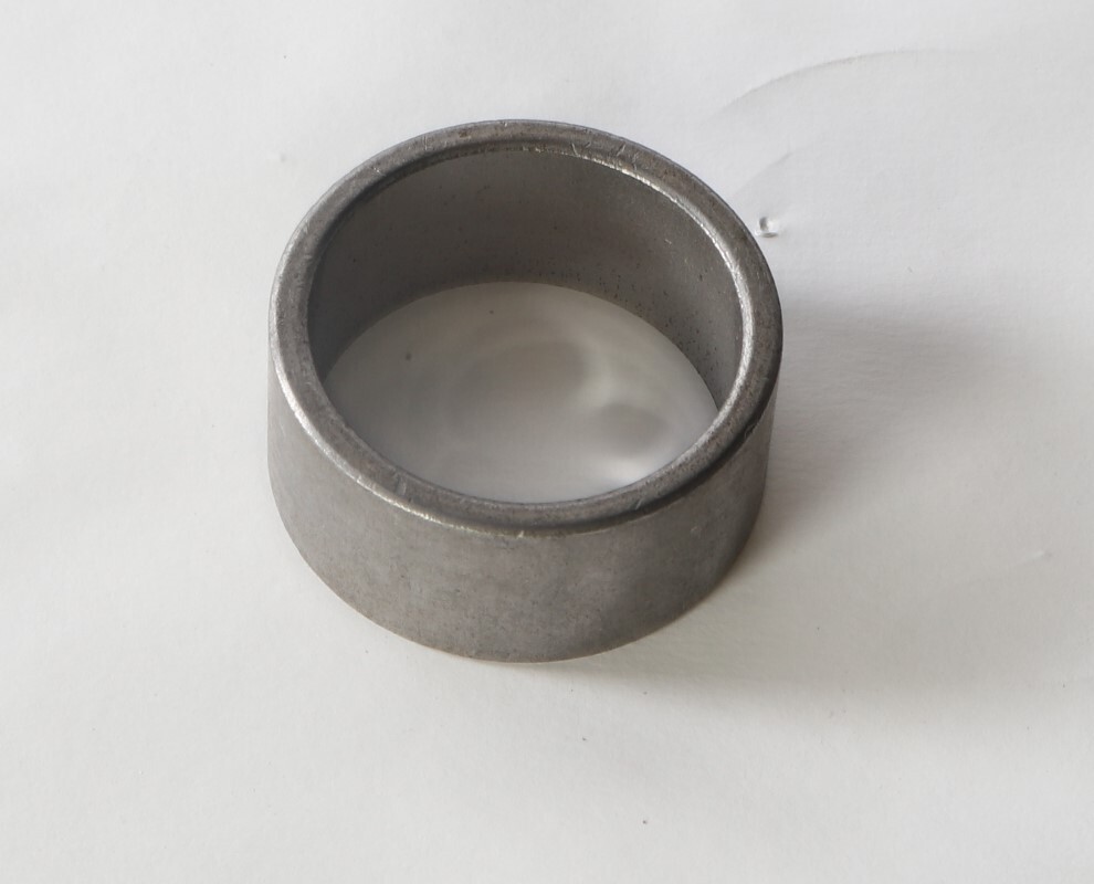 New 16566 Eaton Fuller Bushing