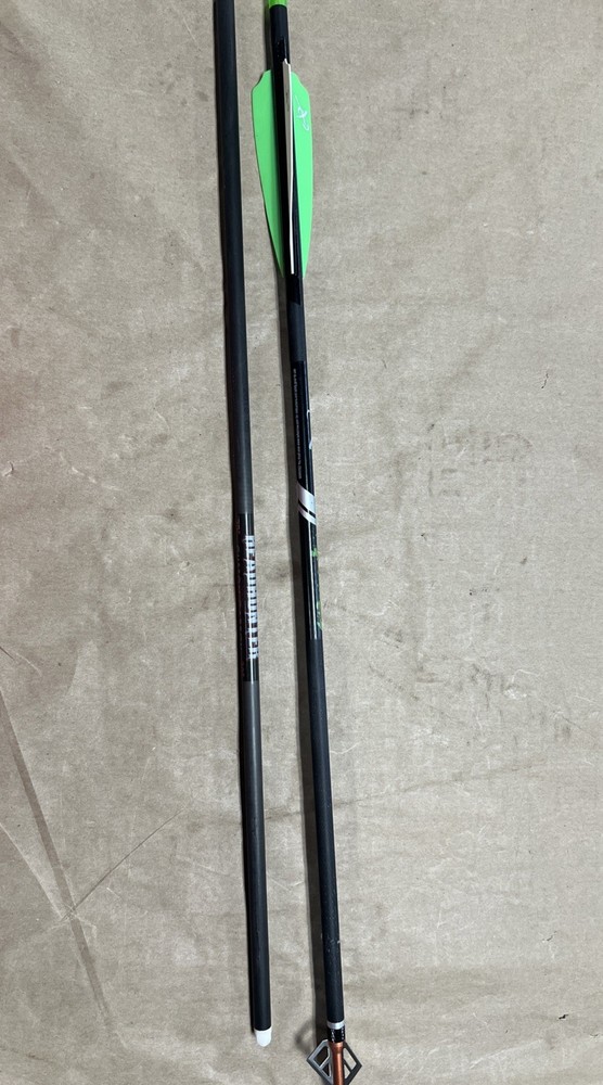 Barnett TS370 Crossbow Black with case