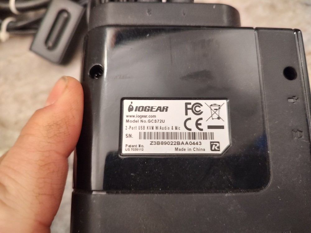 IOGEAR GCS72U Port USB Cable KVM Switch w/ Audio & Microphone Support