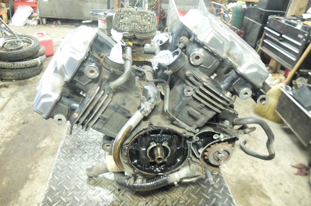 Honda VF700 VF 700 engine motor