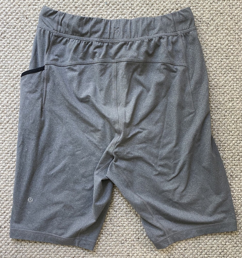 Lululemon Mens Stretch Active Shorts - Medium - Grey - EUC