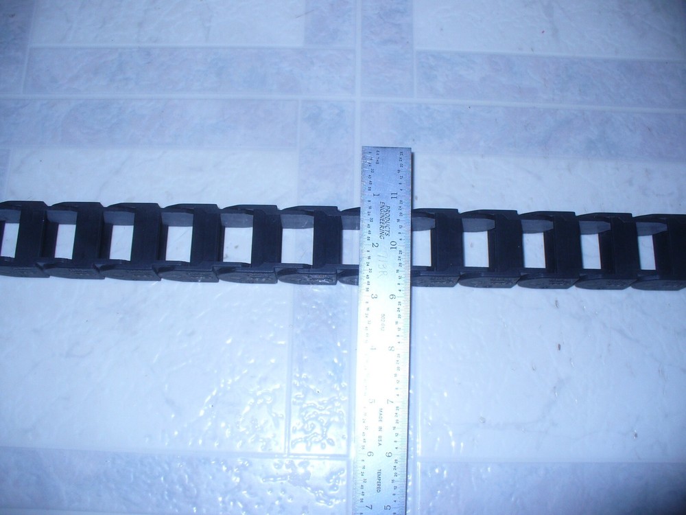e-chain cable carrier