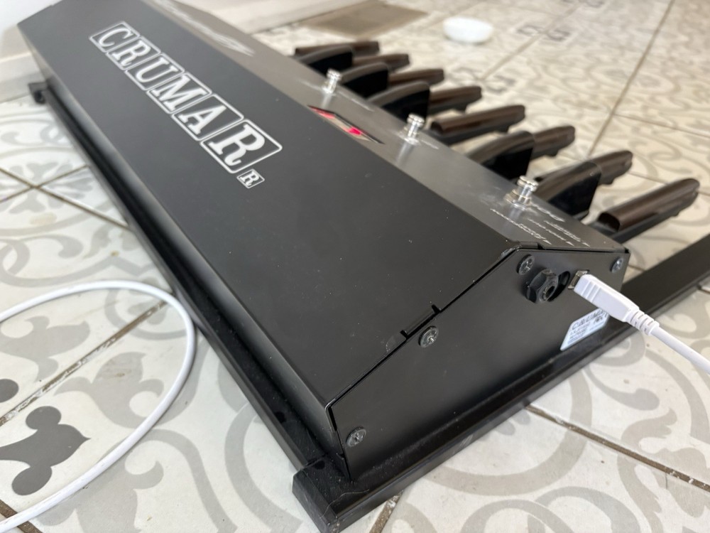 Crumar MojoPedals 13-note MIDI Pedalboard